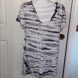 Tie dye v neck shirt